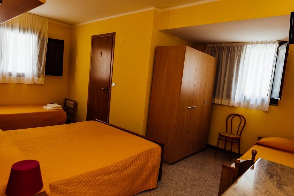 Hotel Rosa Dei Venti Lignano Sabbiadoro Room photo